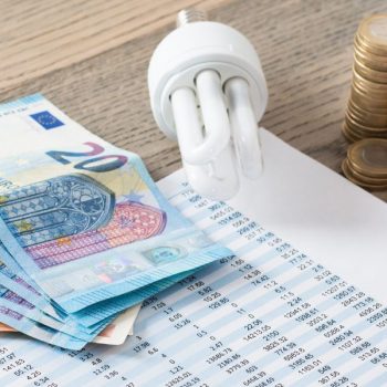 Accise sull’energia elettrica, attenzione alla dichiarazione semestrale